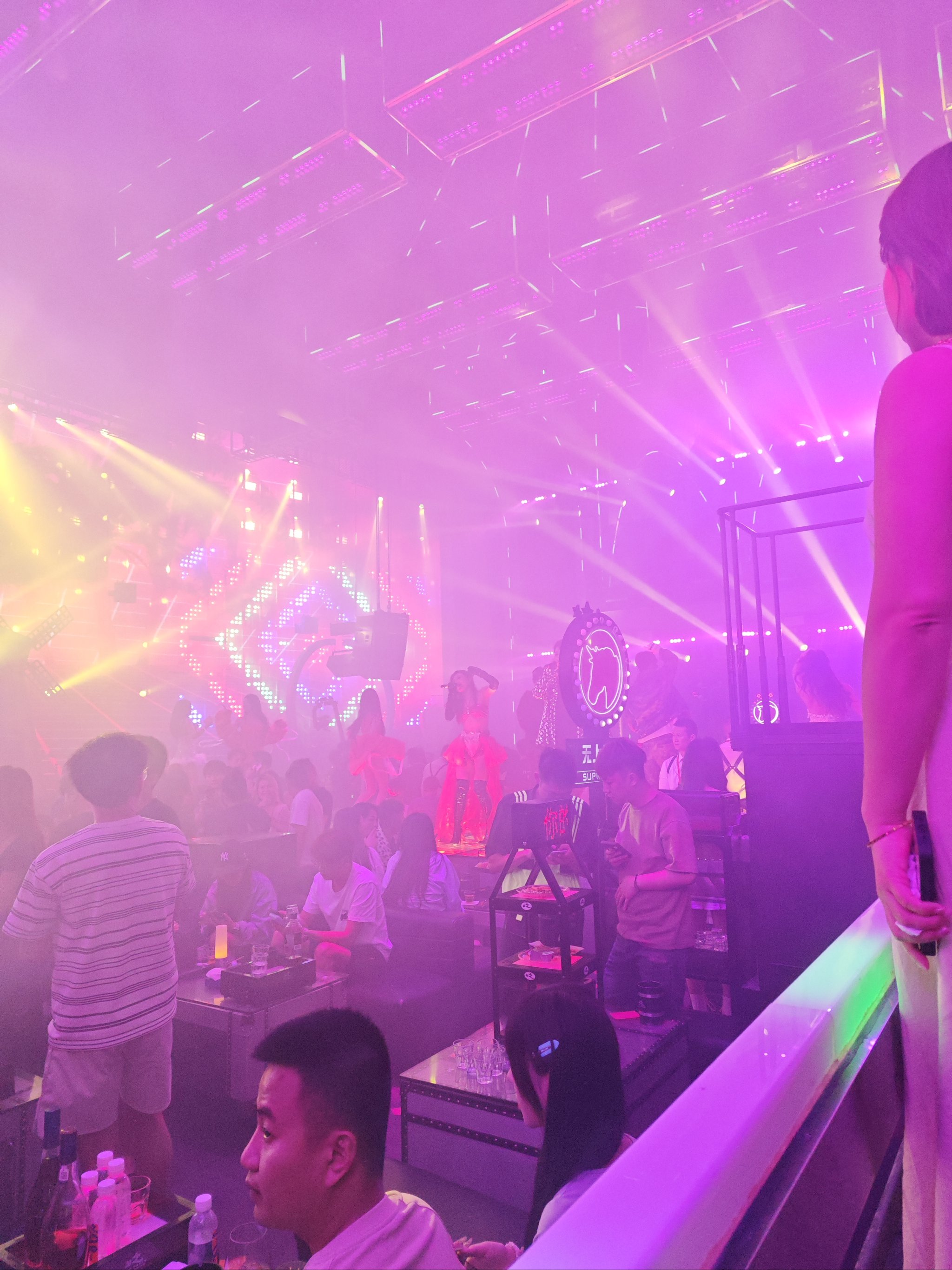 昆明商务ktv推荐低端场商务ktv选择-东川区ktv预定